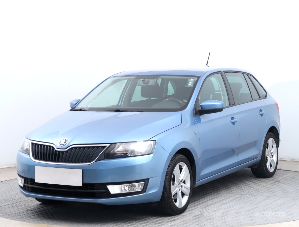 Škoda Rapid Spaceback, 2015 - pohled č. 3