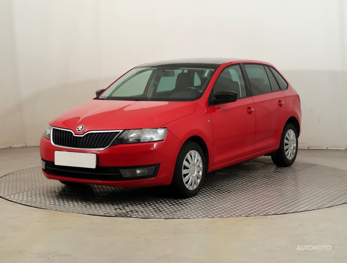 Škoda Rapid Spaceback, 2014 - pohled č. 3