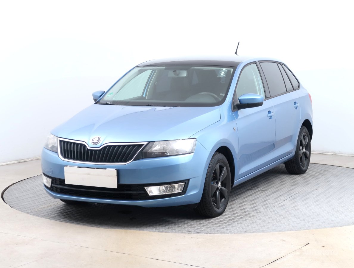 Škoda Rapid Spaceback, 2013 - pohled č. 3