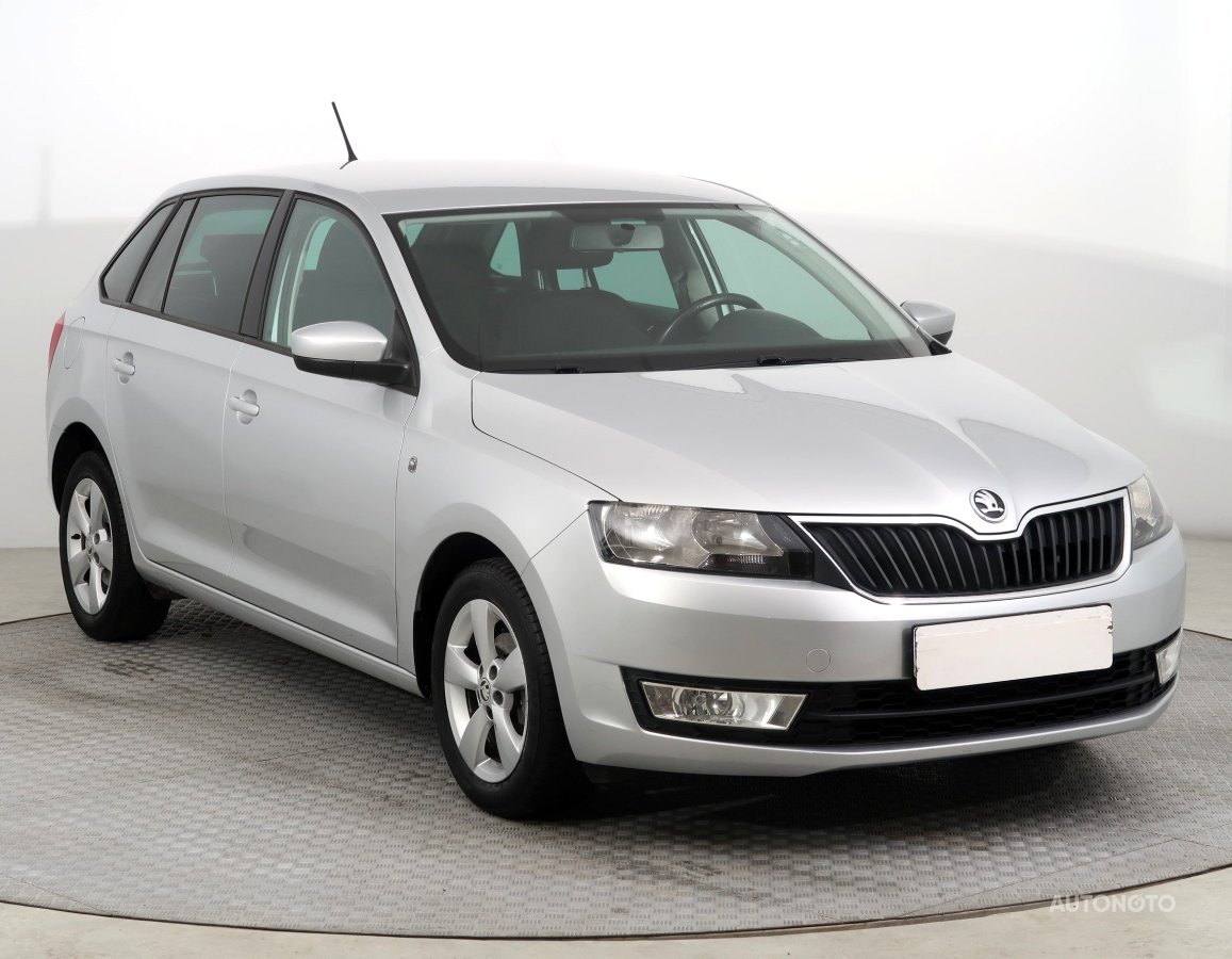 Škoda Rapid Spaceback, 2015 - celkový pohled