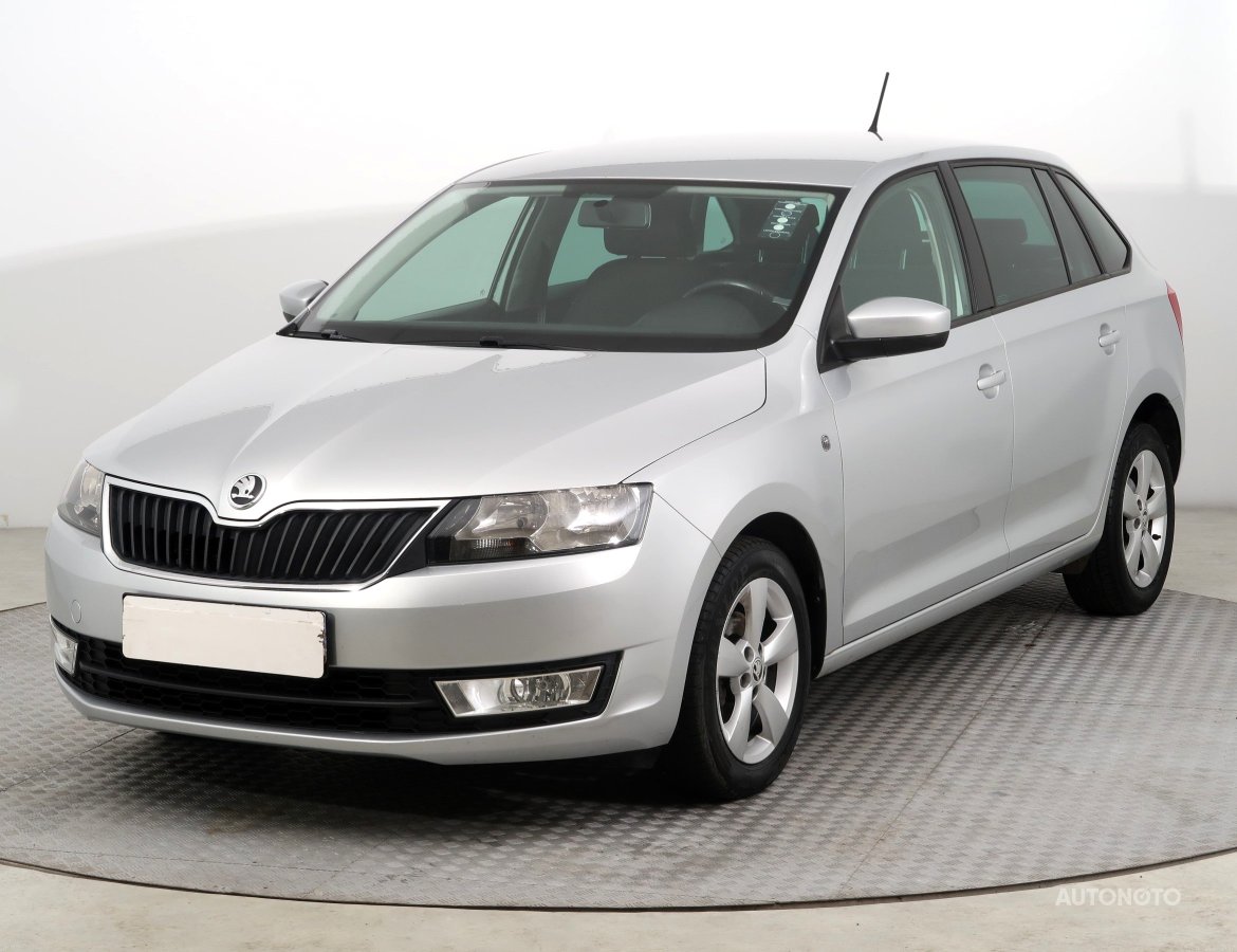 Škoda Rapid Spaceback, 2015 - pohled č. 3