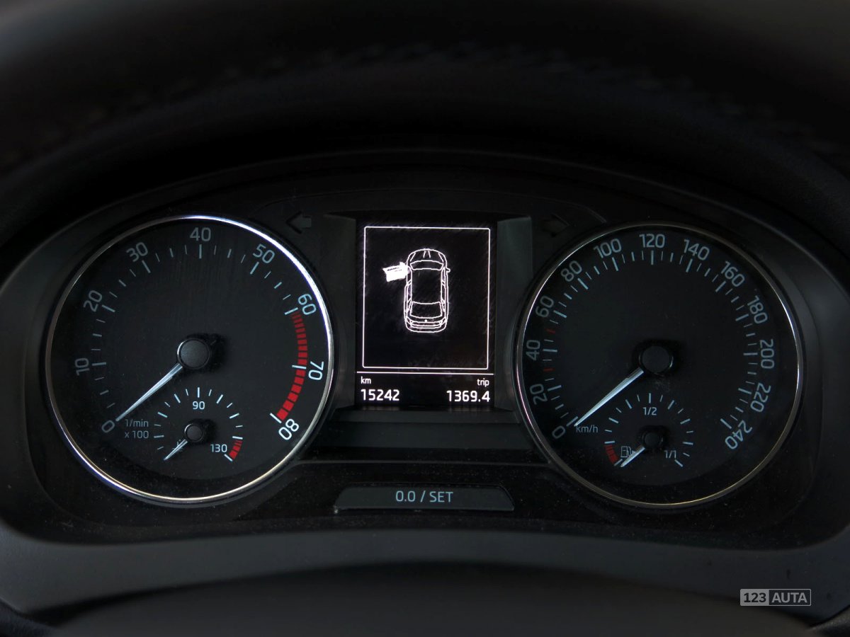 Škoda Rapid Spaceback, 2016 - pohled č. 10