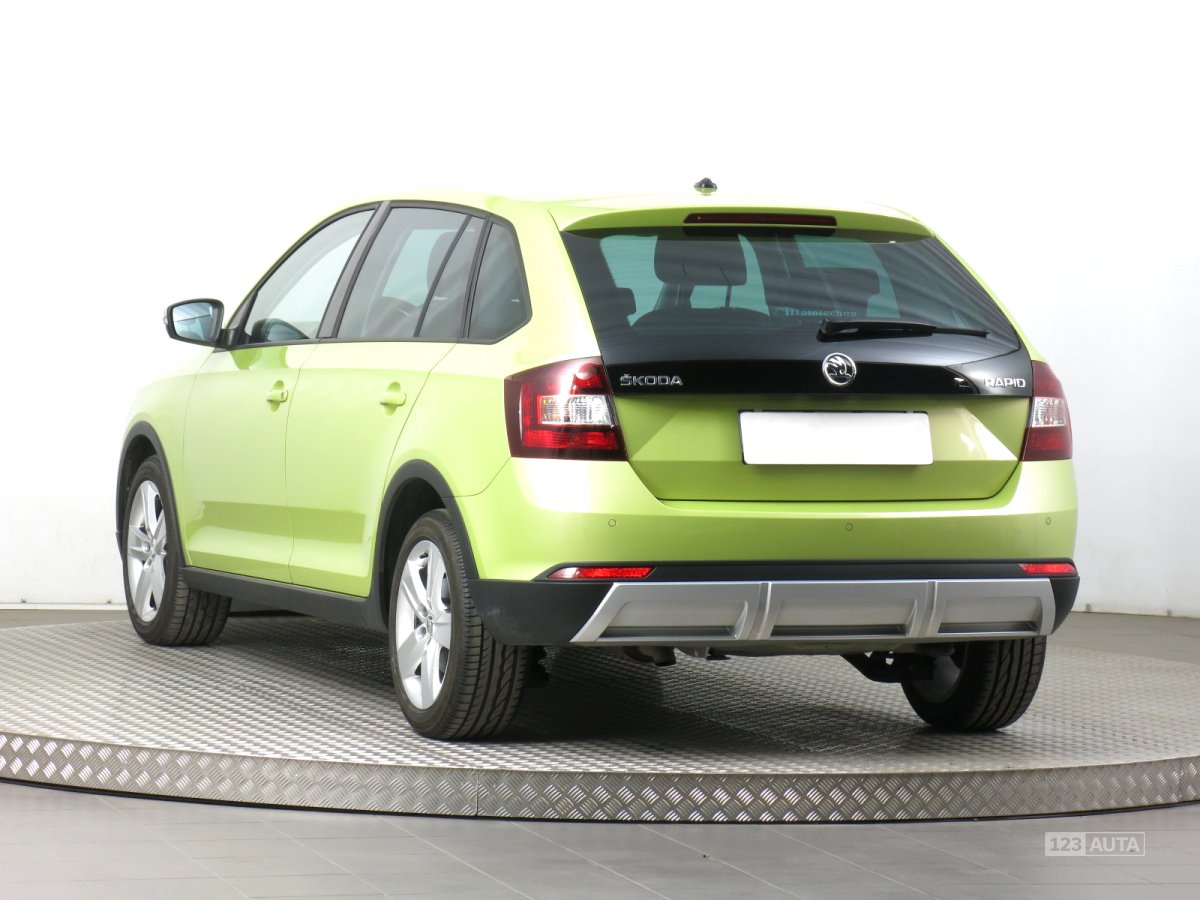 Škoda Rapid Spaceback, 2016 - pohled č. 5