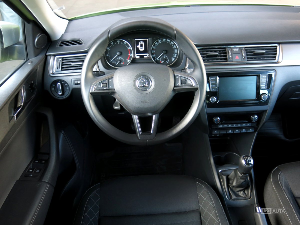 Škoda Rapid Spaceback, 2016 - pohled č. 9