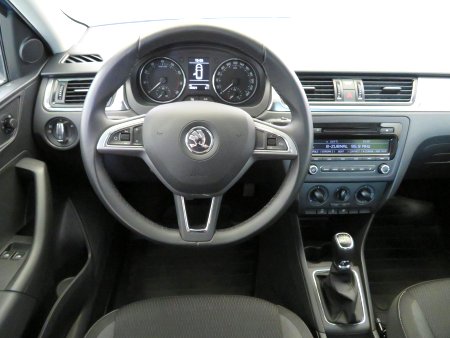 Škoda Rapid Spaceback, 2015 - pohled č. 9