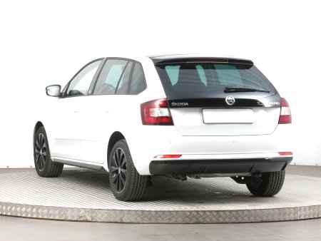 Škoda Rapid Spaceback, 2016 - pohled č. 5