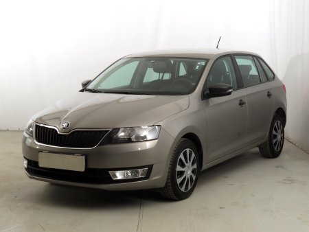 Škoda Rapid Spaceback, 2015 - pohled č. 3