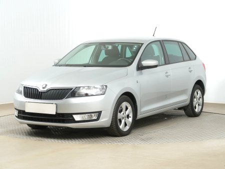 Škoda Rapid Spaceback, 2015 - pohled č. 3