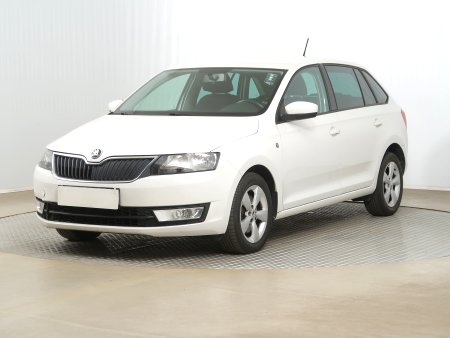 Škoda Rapid Spaceback, 2015 - pohled č. 3