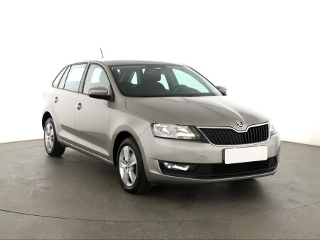 Škoda Rapid Spaceback 1.0 TSI,2018,ČR,2.maj,Park. senzory