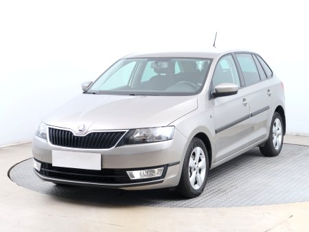 Škoda Rapid Spaceback, 2015 - pohled č. 3