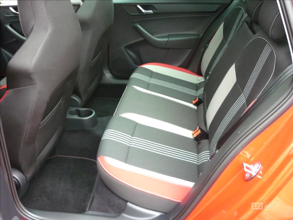 Škoda Rapid, 2015 - pohled č. 7
