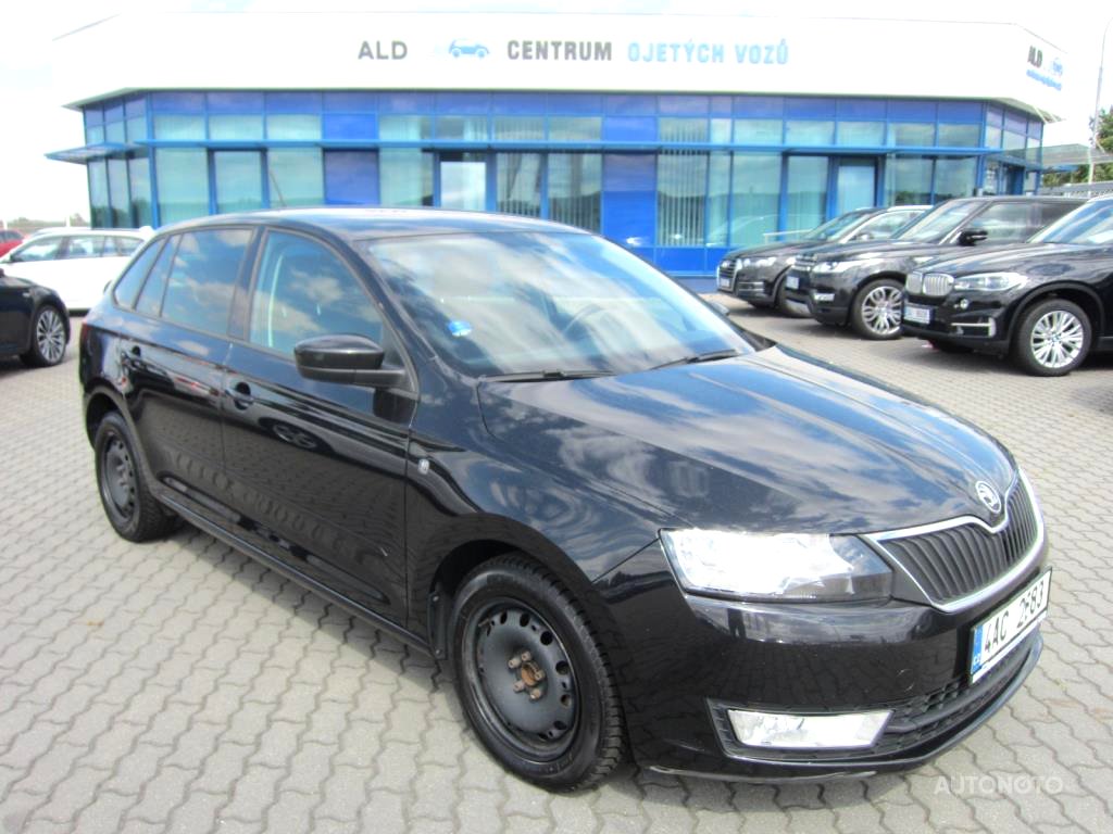 Volvo XC60, 2019 - celkový pohled