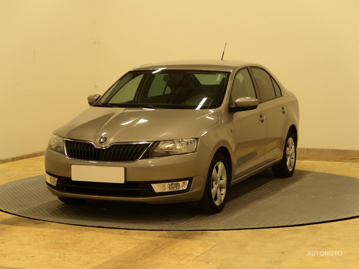 Škoda Rapid, 2012 - pohled č. 3