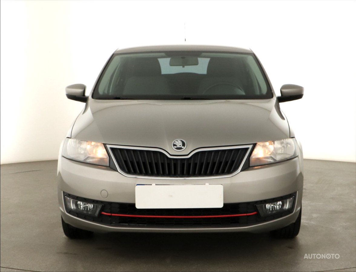 Škoda Rapid, 2013 - pohled č. 2