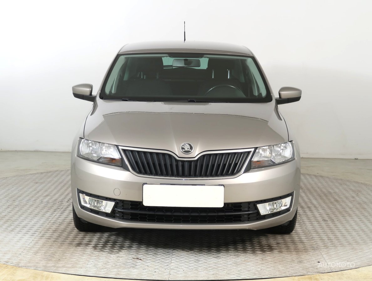Škoda Rapid, 2013 - pohled č. 2