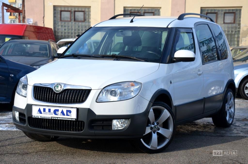 Škoda Roomster Scout, 2008 - celkový pohled