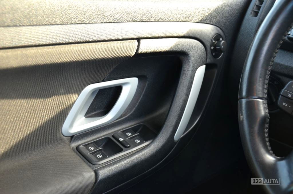 Škoda Roomster Scout, 2008 - pohled č. 11