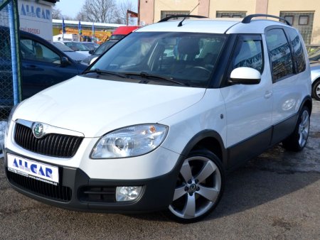 Škoda Roomster Scout, 2008 - pohled č. 2