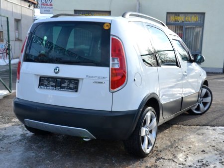 Škoda Roomster Scout, 2008 - pohled č. 5