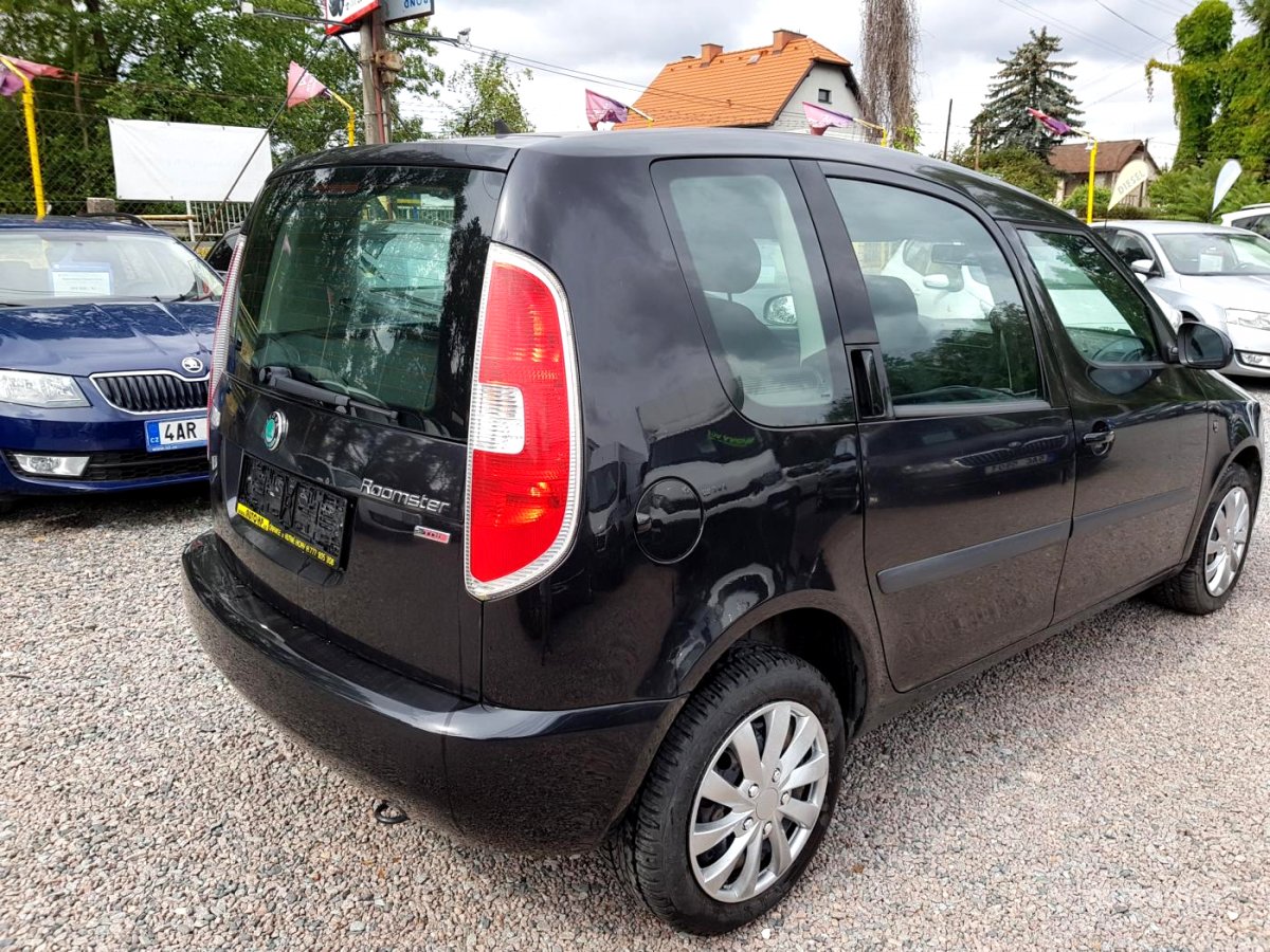 Škoda Roomster, 2011 - pohled č. 4