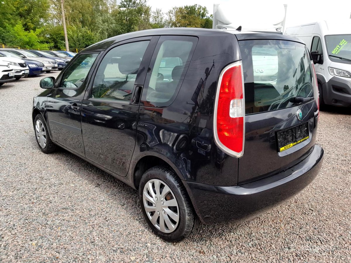 Škoda Roomster, 2011 - pohled č. 6