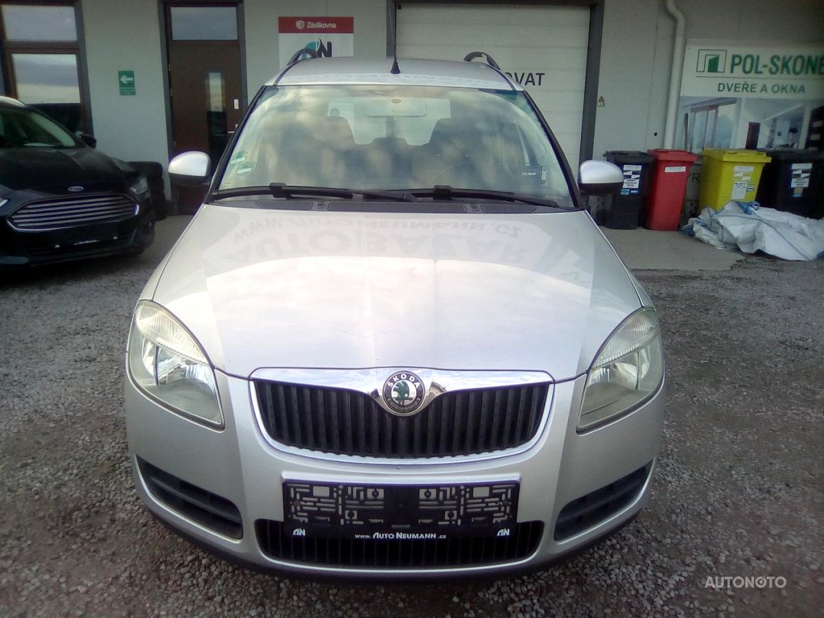 Škoda Roomster, 2006 - pohled č. 2