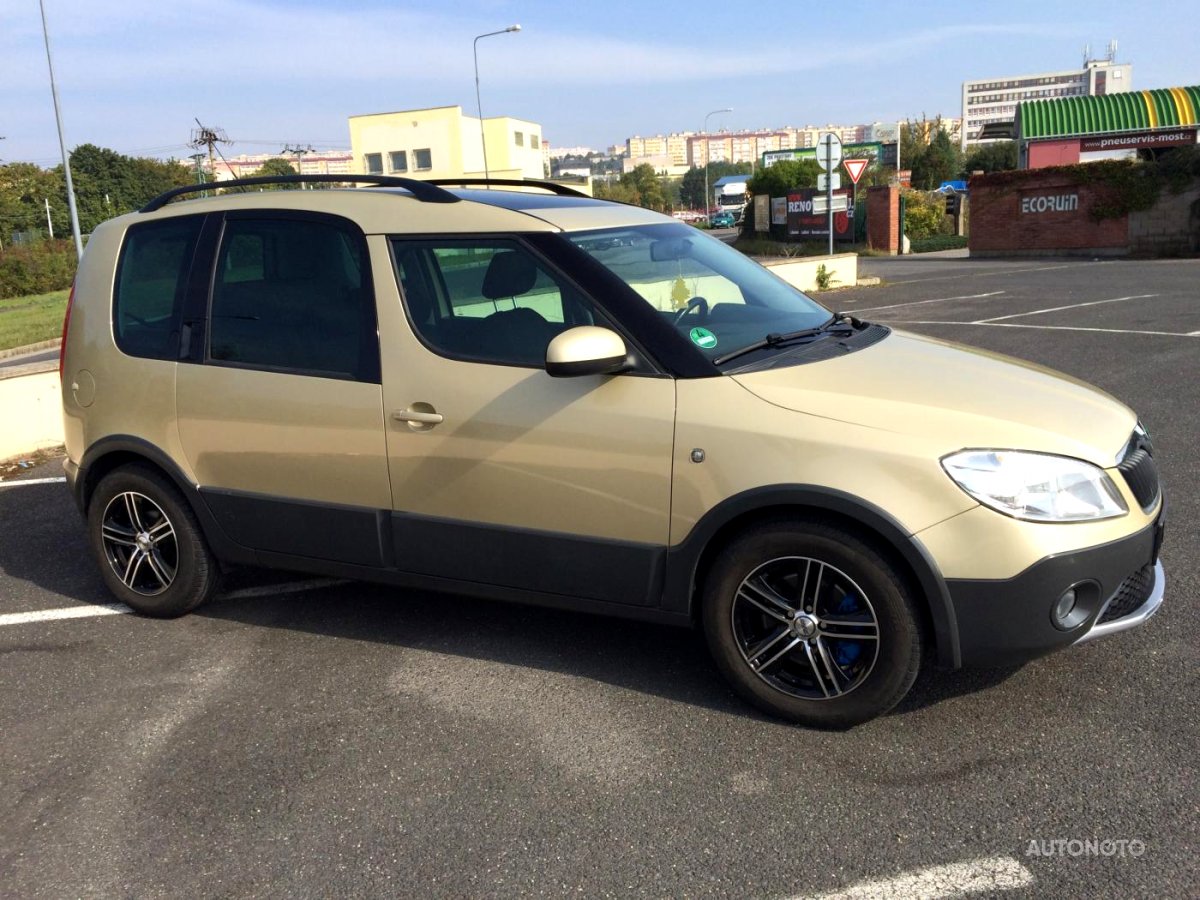 Škoda Roomster, 2010 - pohled č. 2