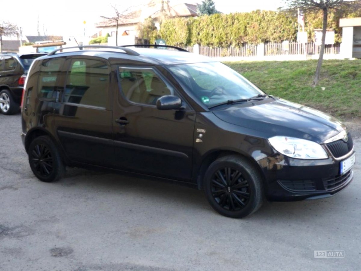 Škoda Roomster, 2011 - pohled č. 2