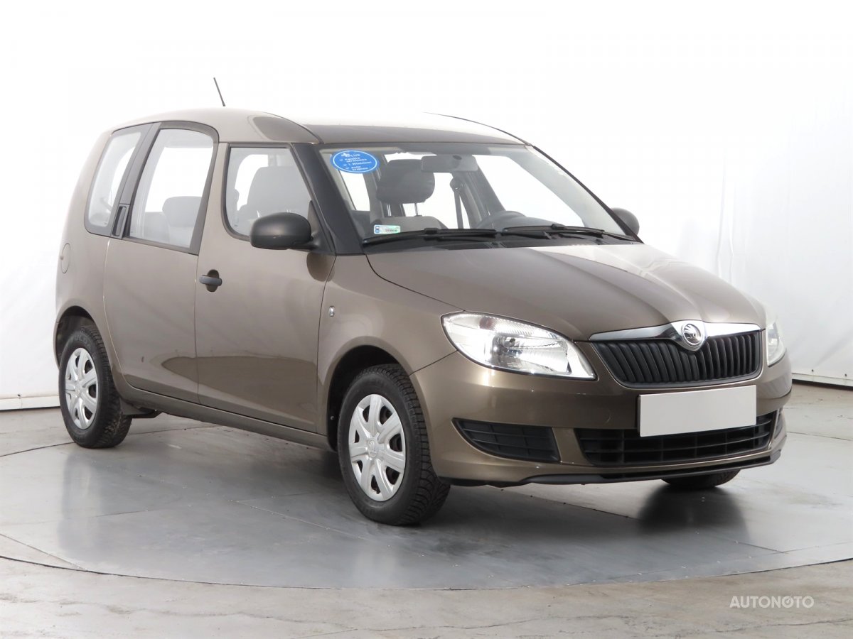 Škoda Roomster, 2014 - celkový pohled