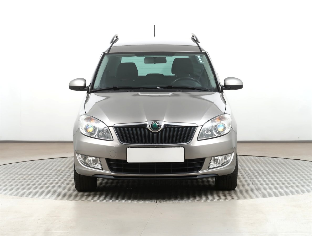 Škoda Roomster, 2012 - pohled č. 2