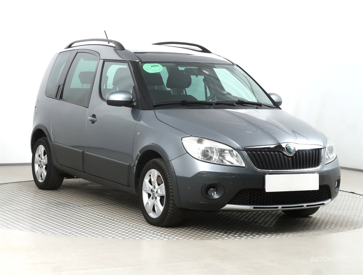 Škoda Roomster, 2012 - celkový pohled