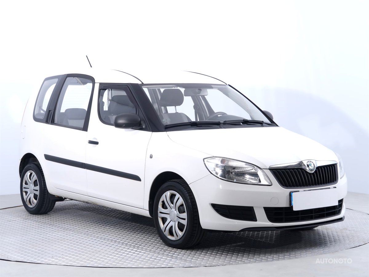 Škoda Roomster, 2011 - celkový pohled