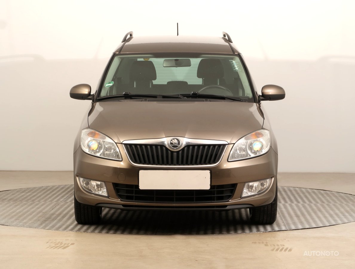 Škoda Roomster, 2013 - pohled č. 2