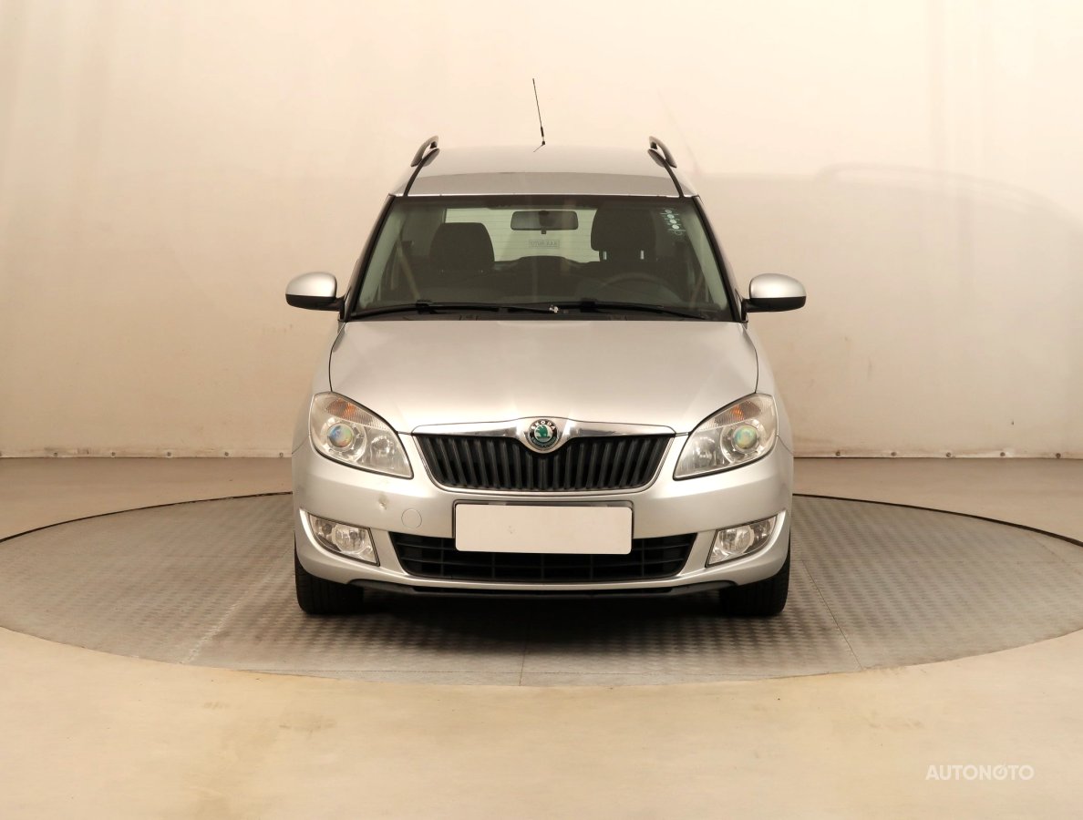 Škoda Roomster, 2011 - pohled č. 2