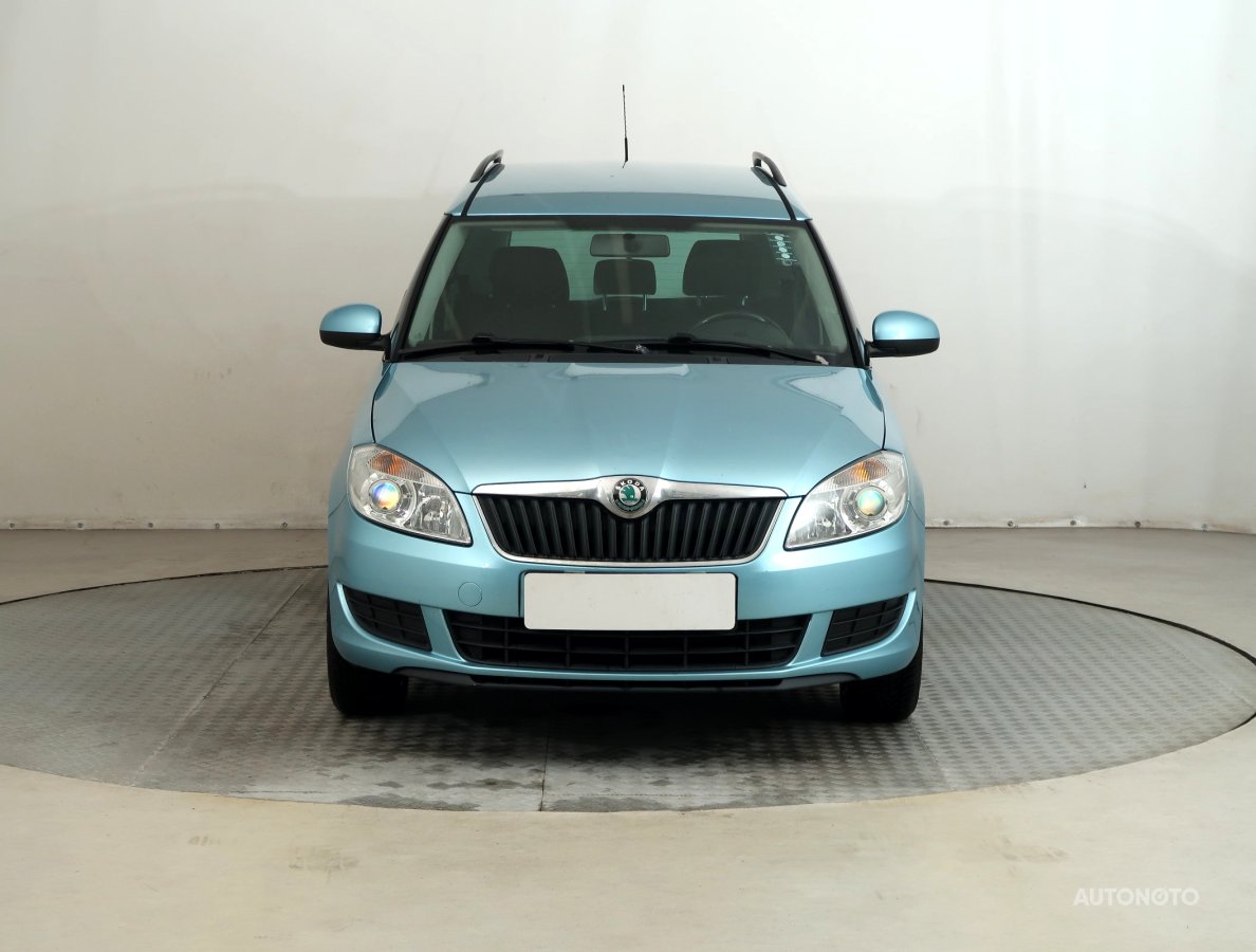 Škoda Roomster, 2011 - pohled č. 2