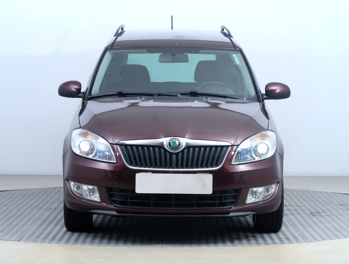 Škoda Roomster, 2011 - pohled č. 2