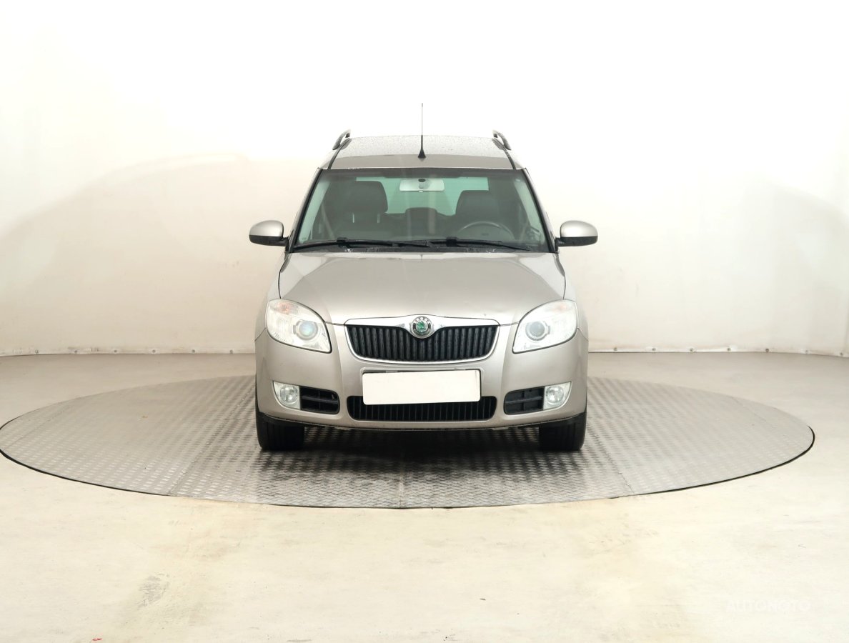 Škoda Roomster, 2006 - pohled č. 2