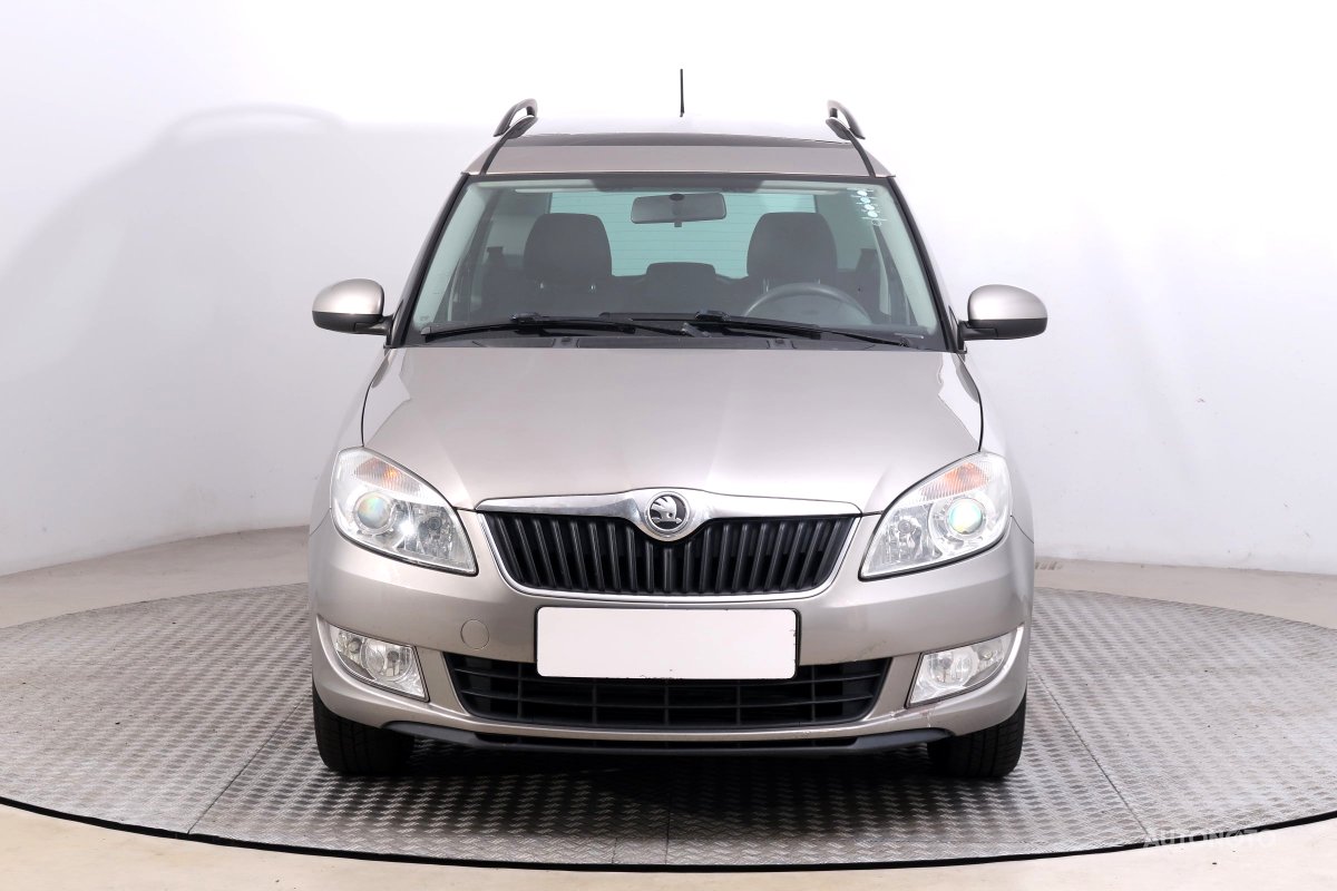 Škoda Roomster, 2013 - pohled č. 2