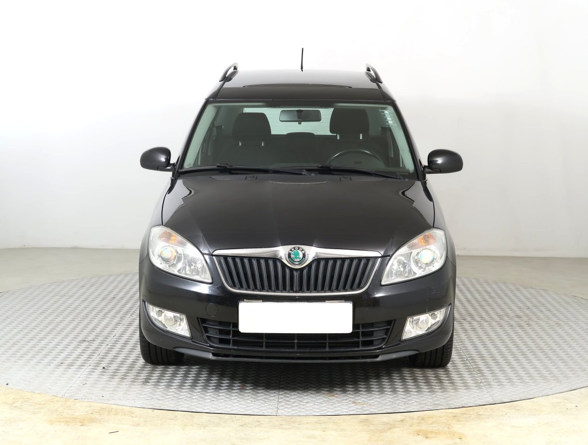 Škoda Roomster, 2011 - pohled č. 2