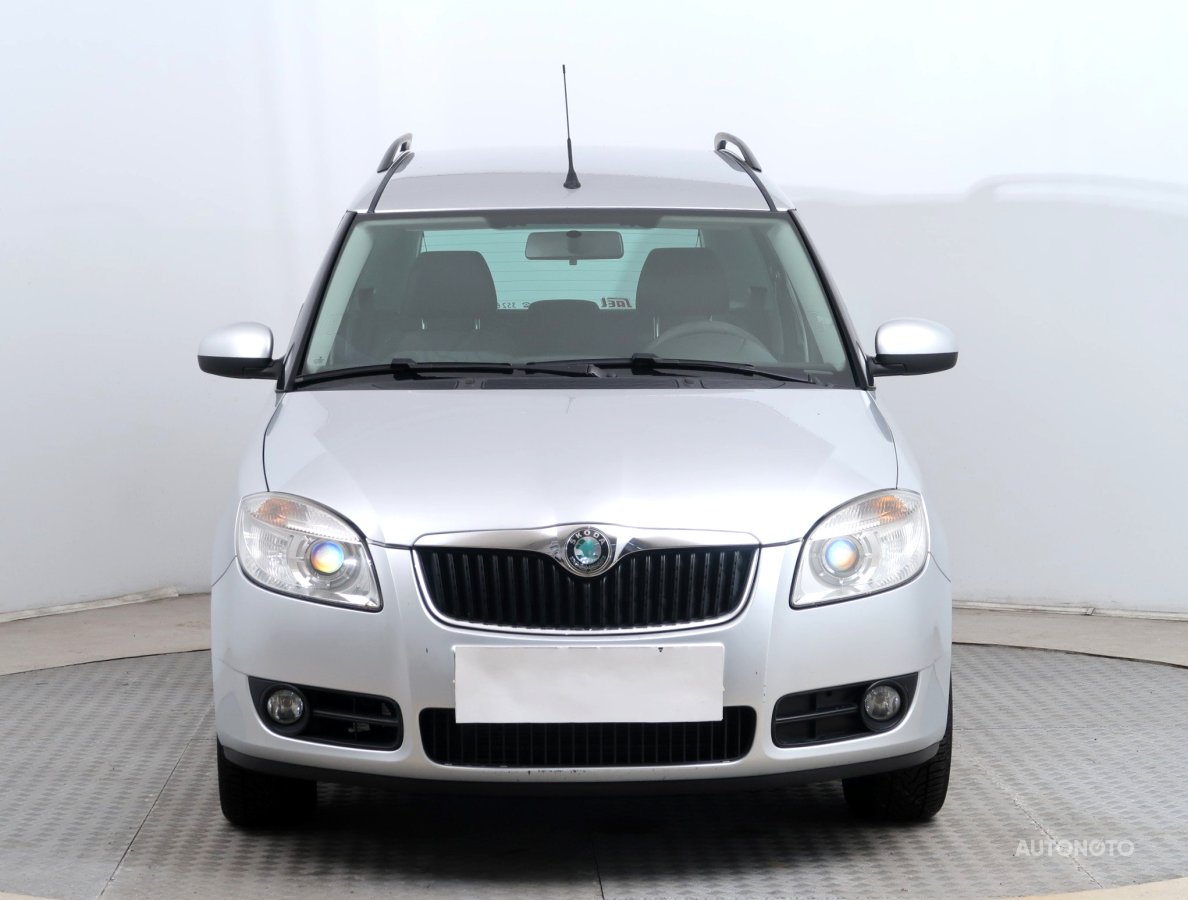 Škoda Roomster, 2010 - pohled č. 2