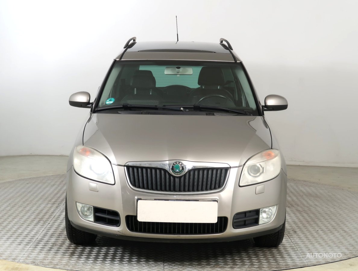 Škoda Roomster, 2006 - pohled č. 2