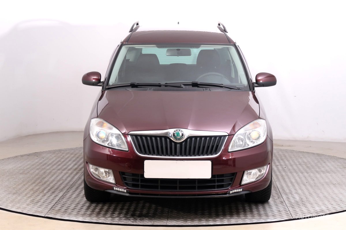 Škoda Roomster, 2012 - pohled č. 2