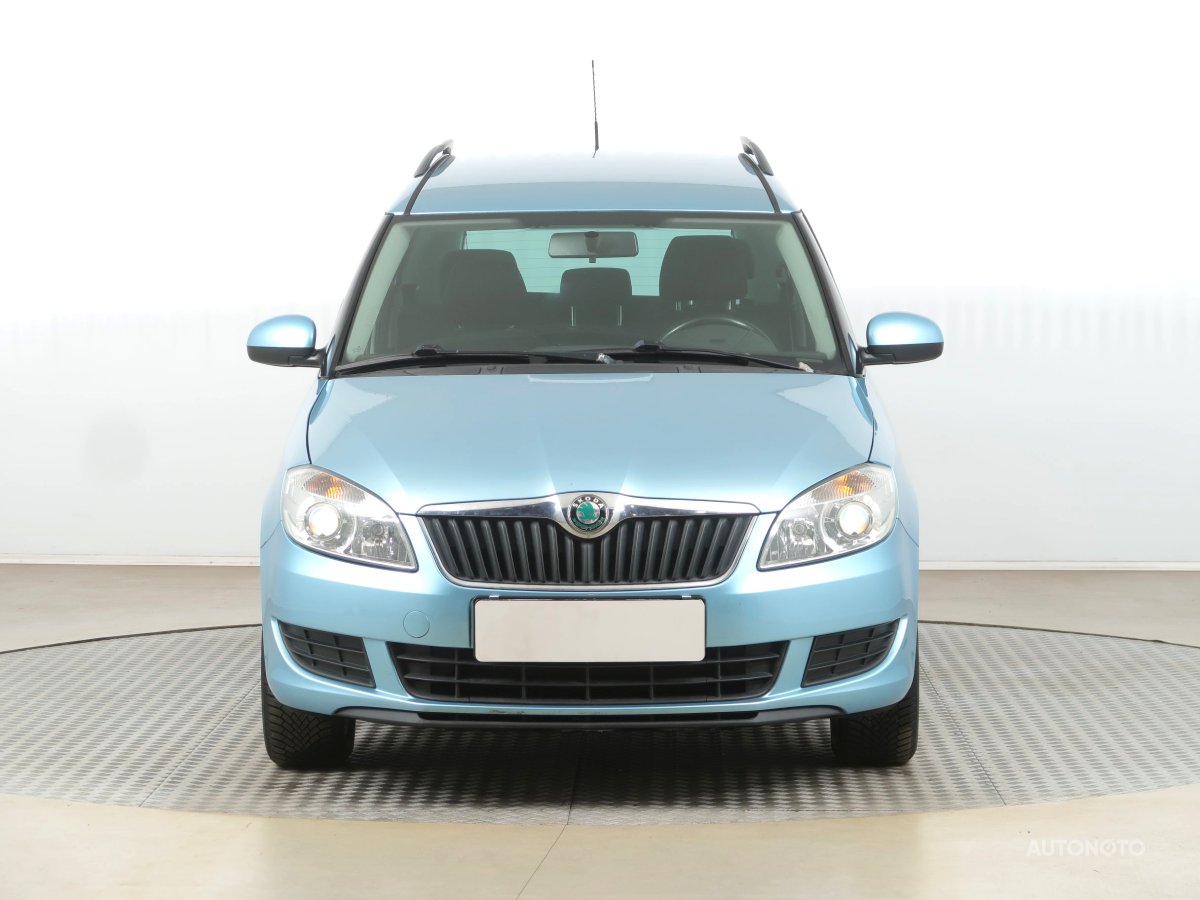 Škoda Roomster, 2011 - pohled č. 2