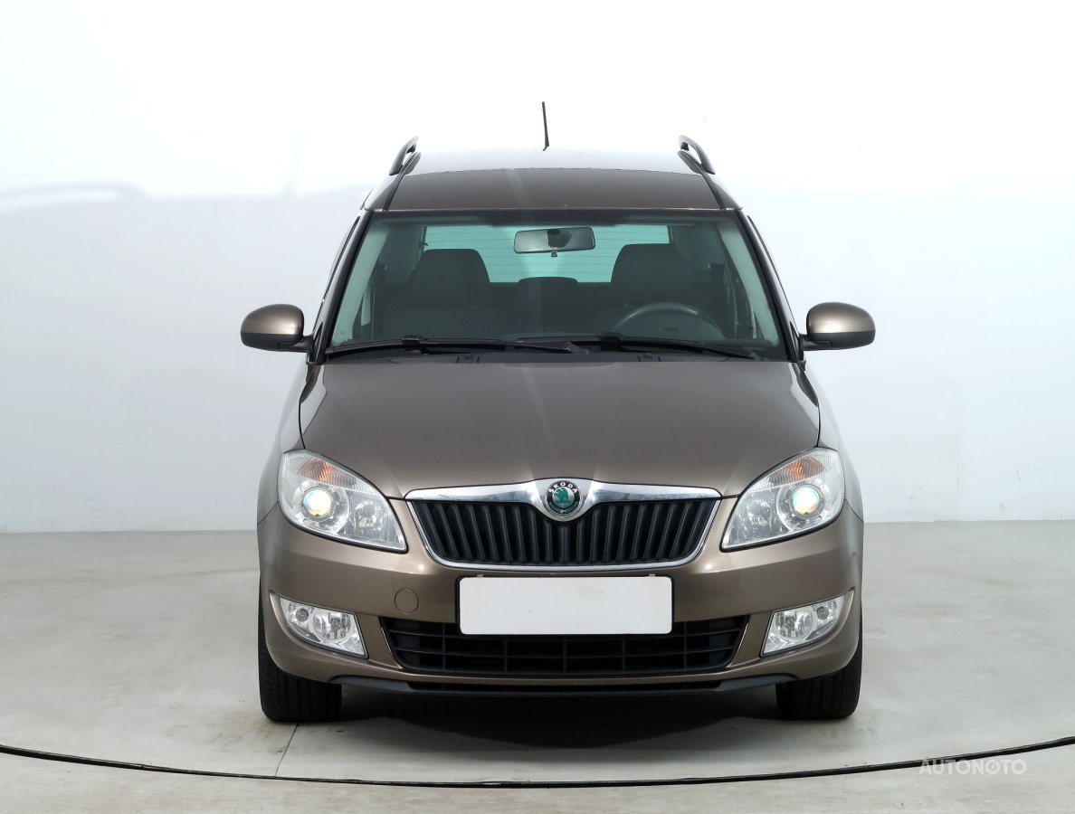 Škoda Roomster, 2012 - pohled č. 2