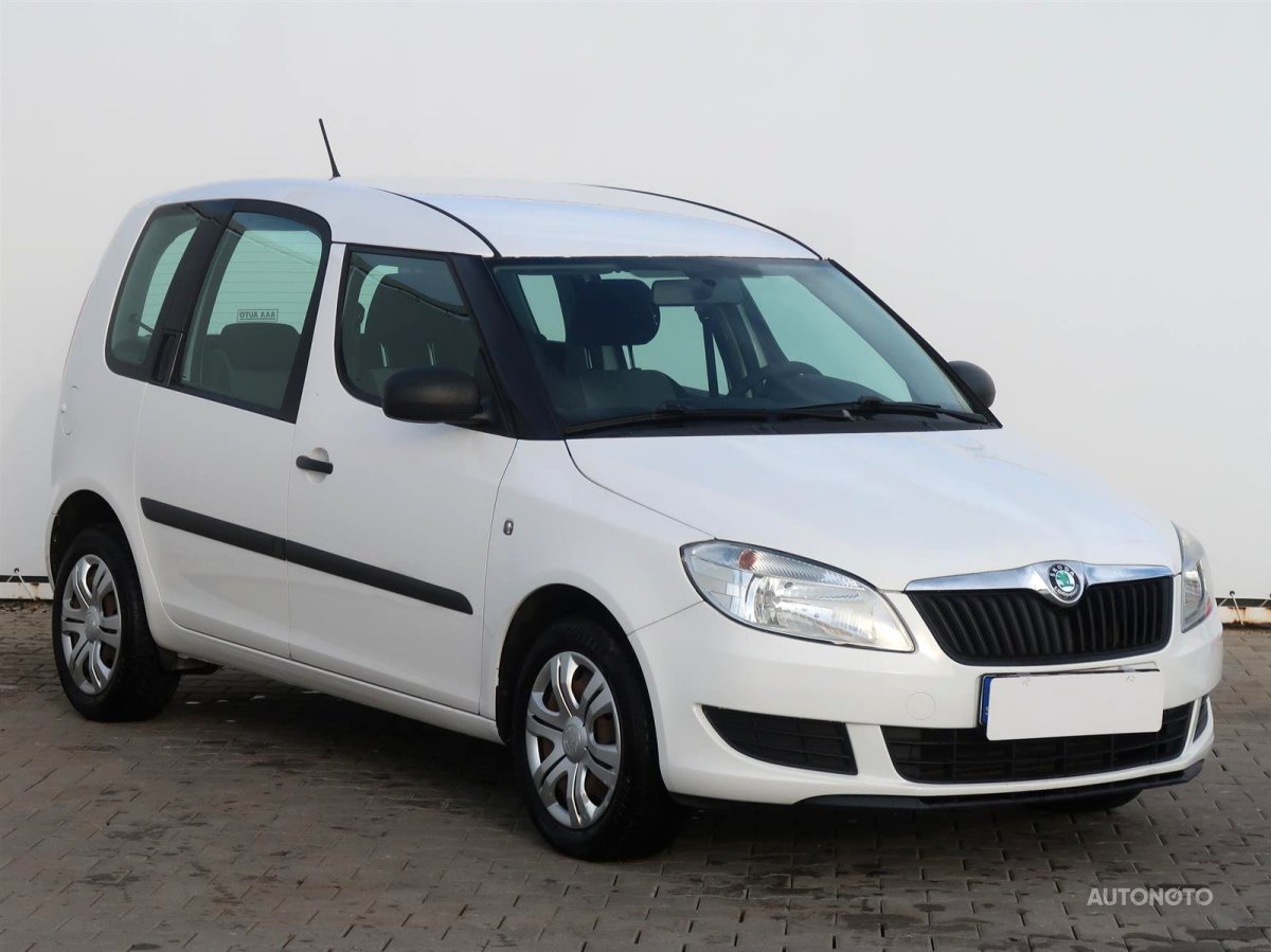 Škoda Roomster, 2012 - celkový pohled