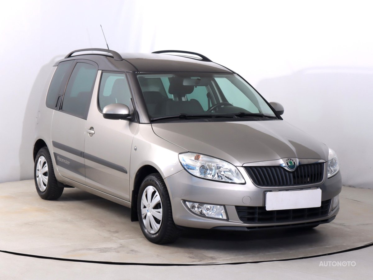 Škoda Roomster, 2011 - celkový pohled