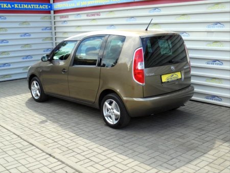 Škoda Roomster, 2014 - pohled č. 4