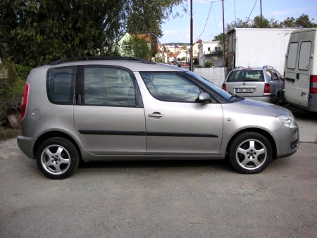 Škoda Roomster, 2007 - pohled č. 3