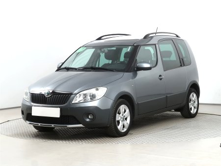 Škoda Roomster, 2012 - pohled č. 3